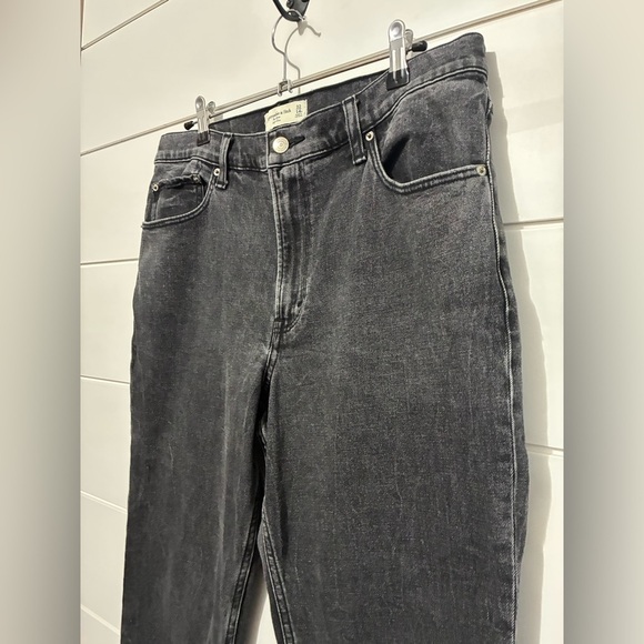 Abercrombie and Fitch the mom high Rise size 32/14S - Picture 8 of 14
